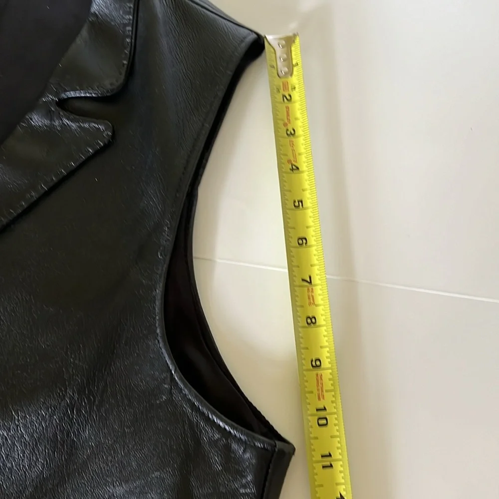 Vintage Genuine Leather Vest - Picture 13 of 15